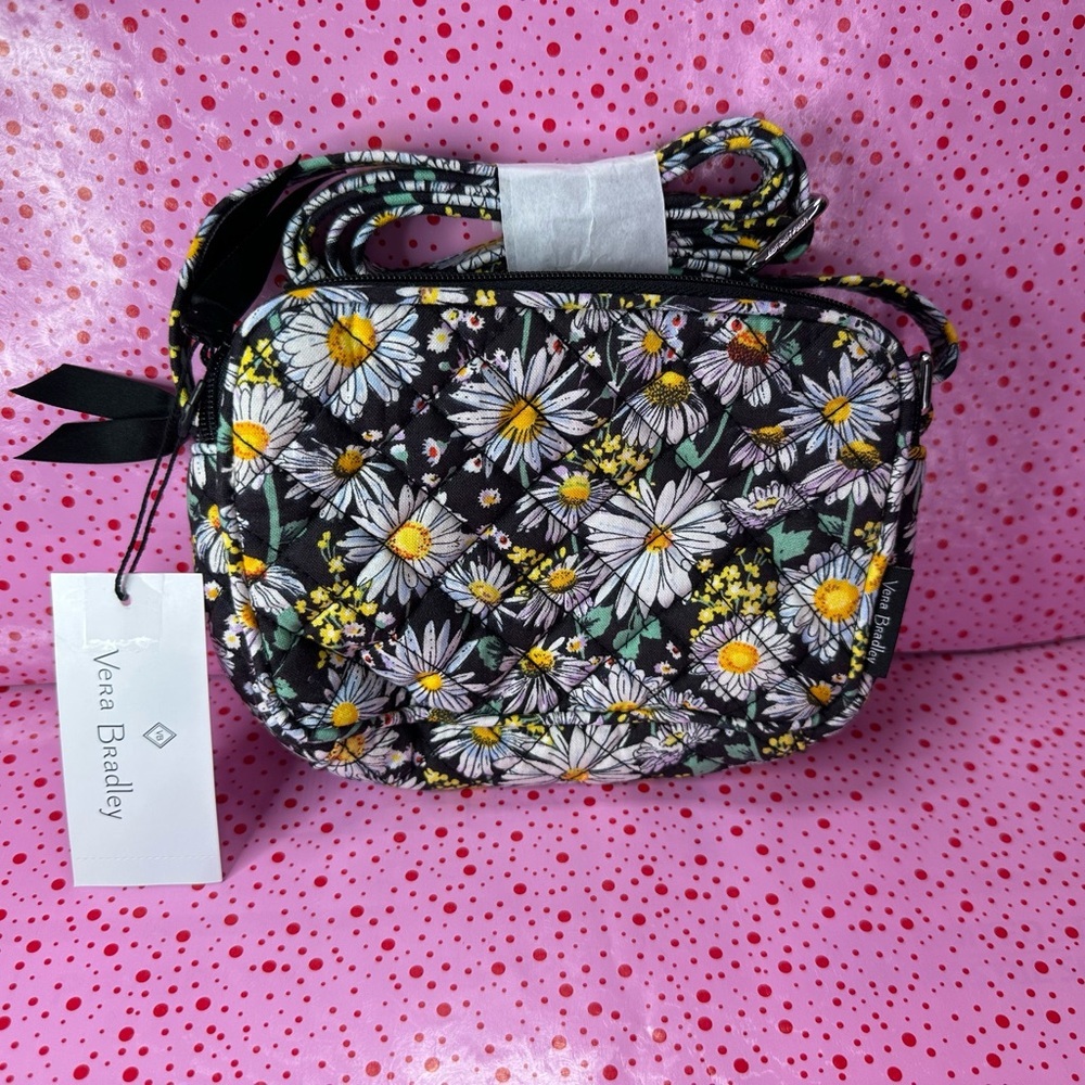 Vera Bradley Mini Evie Crossbody in Daisies White NWT